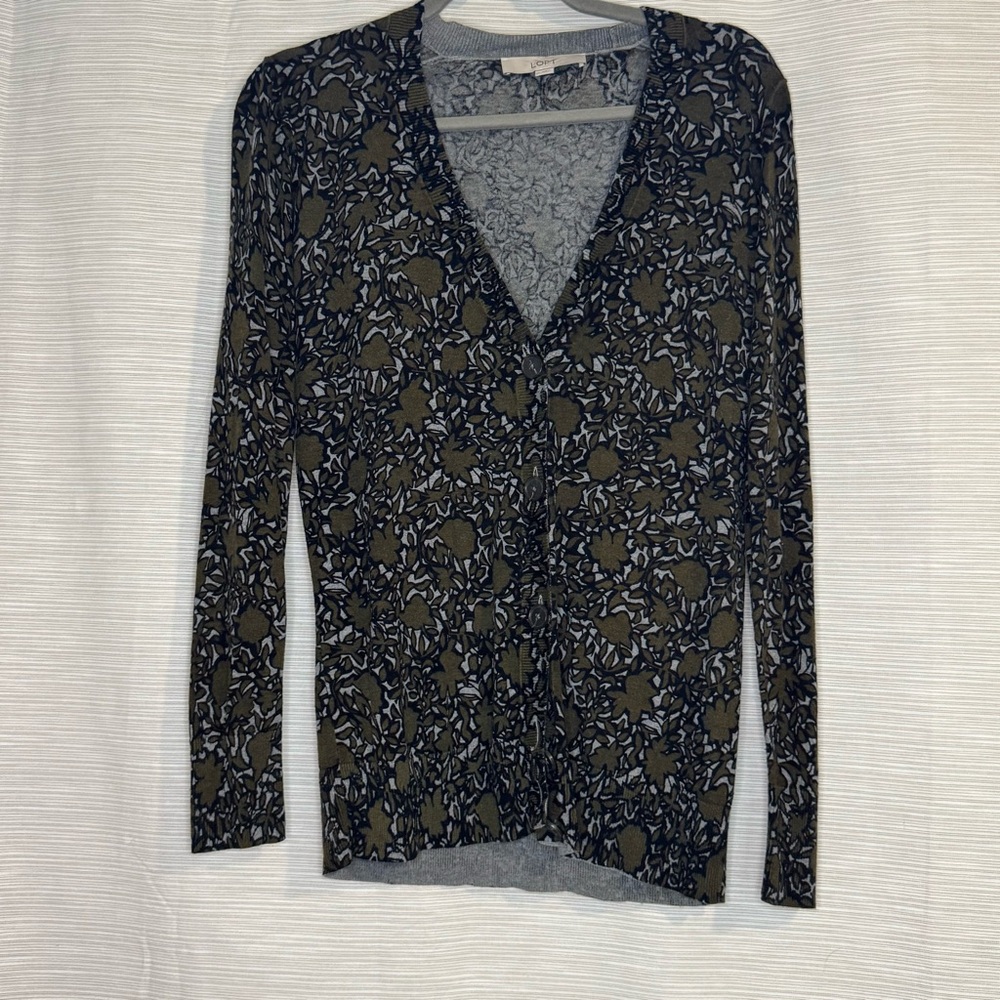 LOFT Green and Gray Patterned Cardigan